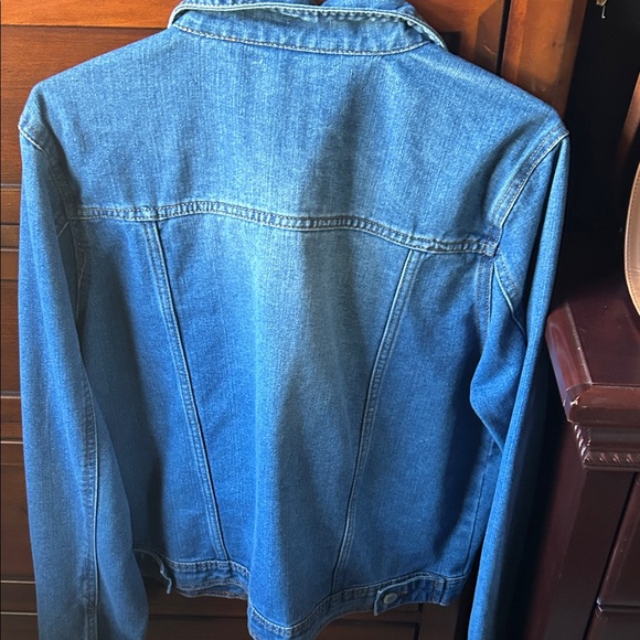 Classic Blue Denim Women's Jacket - Picture 3 of 3